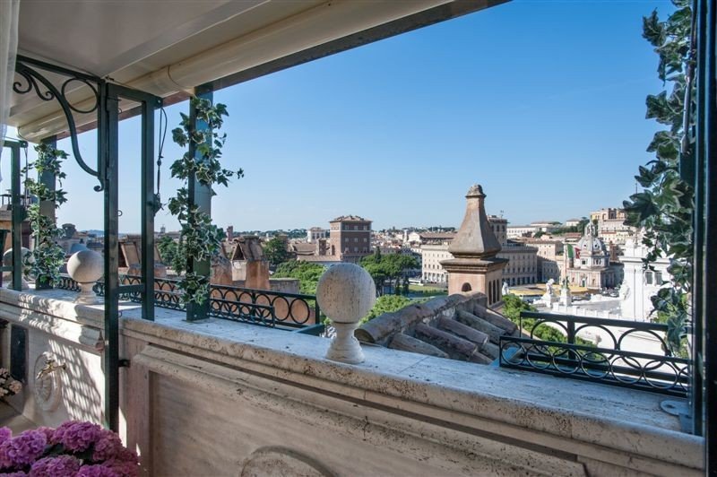Eternal joy of watching to the Eternal City - from your window! | Photo 10 | ee24