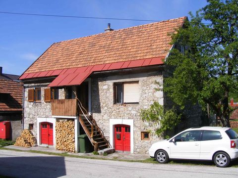 Semi-detached house in Brod Moravice