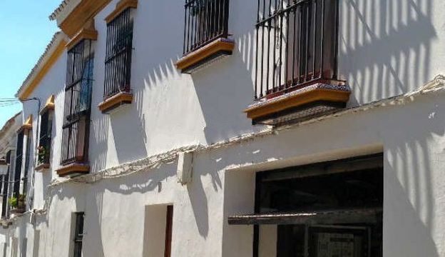 Detached house in Carmona