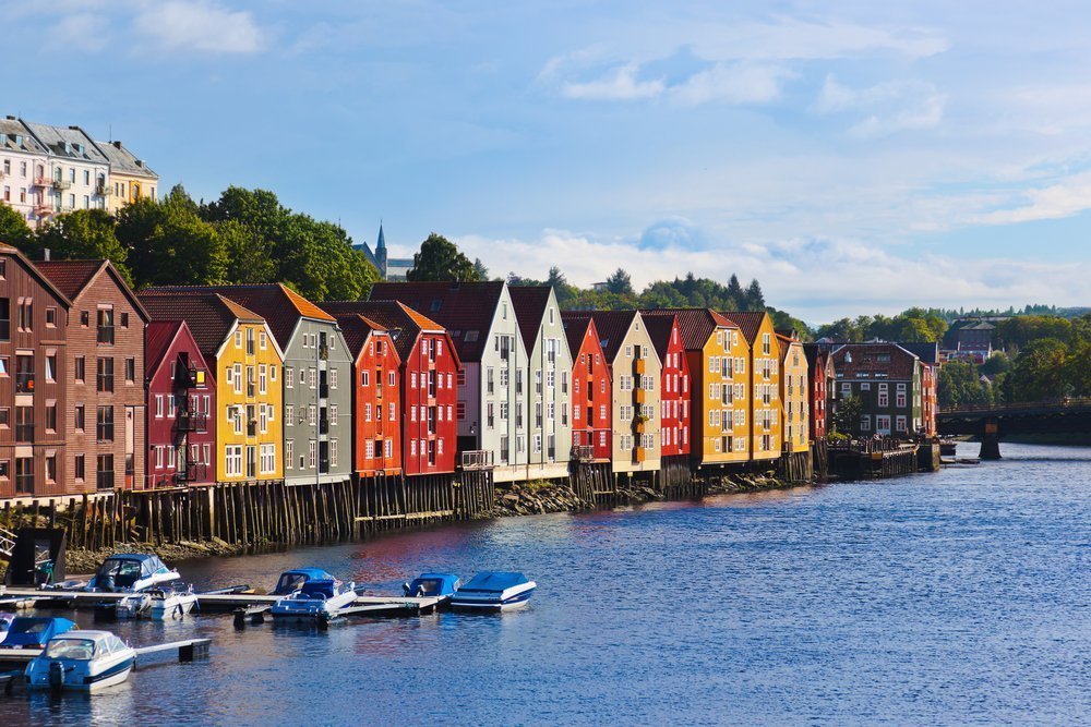 The housing market in Norway fell by 35 %