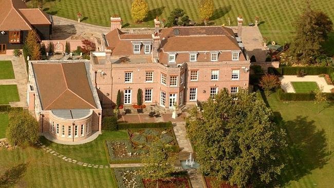 Beckham mansion is sold in England for €14 million | Photo 1 | ee24