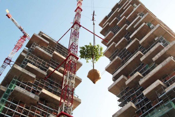 Vertical Forest in Milan are recognized as the best skyscrapers of 2014 | Photo 2 | ee24