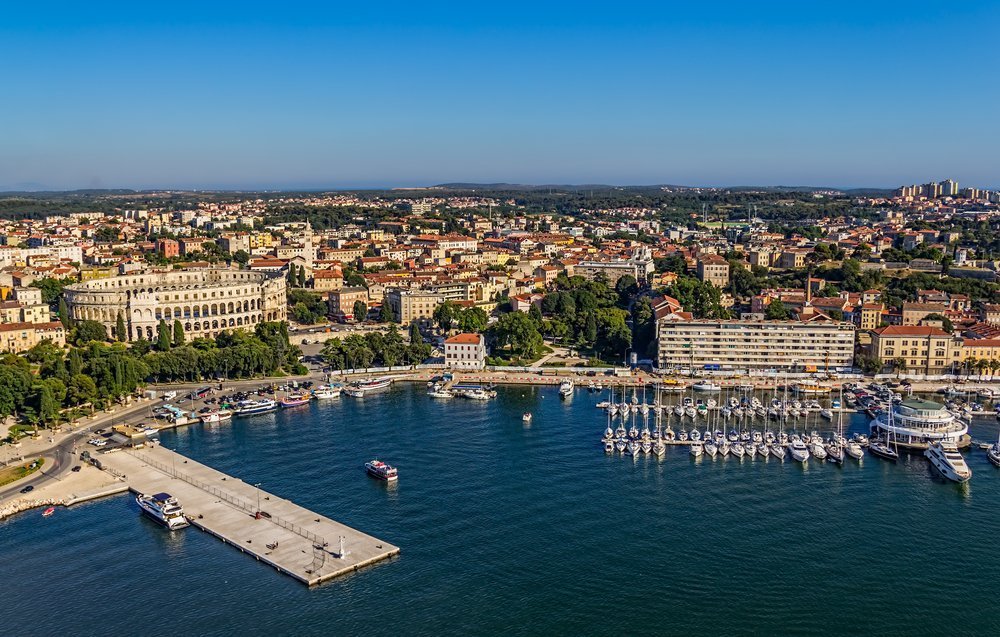 Foreigners warm up the real estate prices in Pula