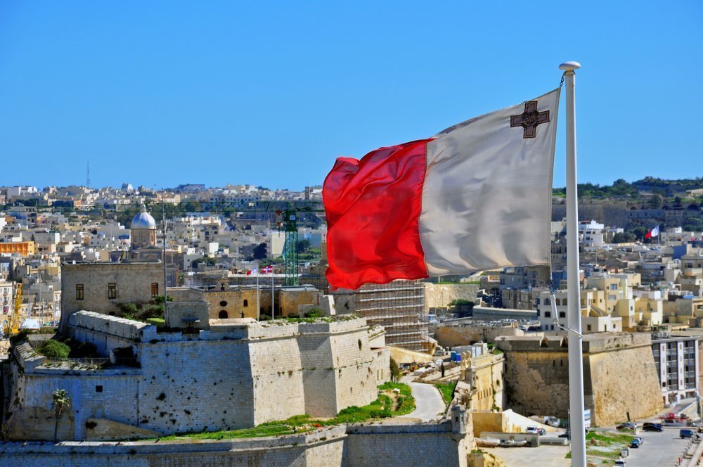 MIIP (Malta Individual Investor Program): the residence permit for 8-11 days, citizenship for 12-14 months