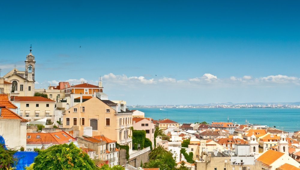 Housing prices take another turn downwards in Portugal