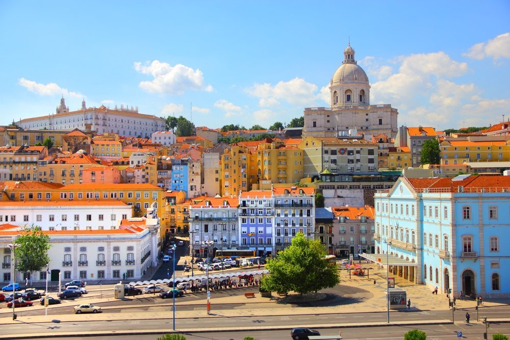 Portugal earned on «gold visas» program € 1,6 bln.