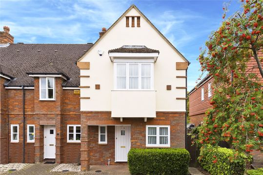 House in Woking