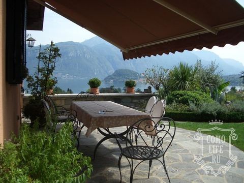 Villa in Griante