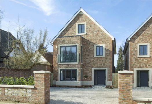 House in Guildford