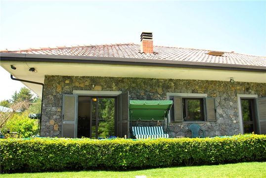 Villa in Pedara