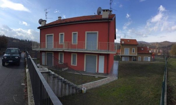 House in Cairo Montenotte