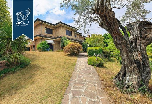 Villa in Birago