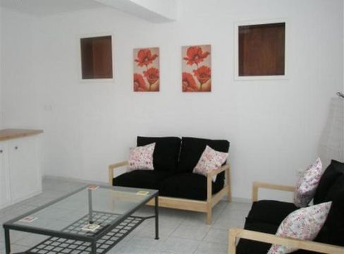 Detached house in Vanato
