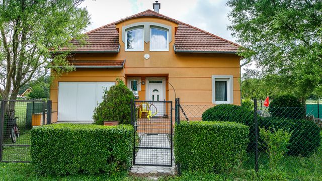 House in Kehidakustány