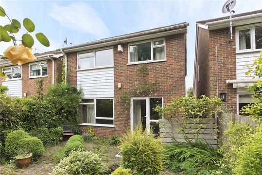 House in Weybridge
