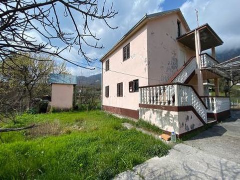 Detached house in Herceg Novi