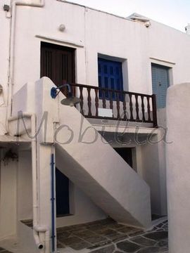 Apartment in Apollonia