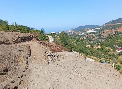 Land in Şekerhane Mahallesi