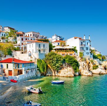 Foreigners will buy 3,000 homes in Greece