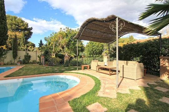 Villa in Godella