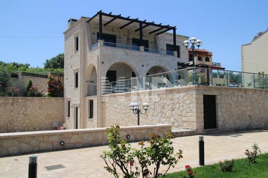 Villa in Εβραϊκή