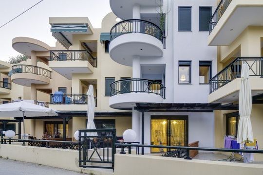 Townhouse in Toroni
