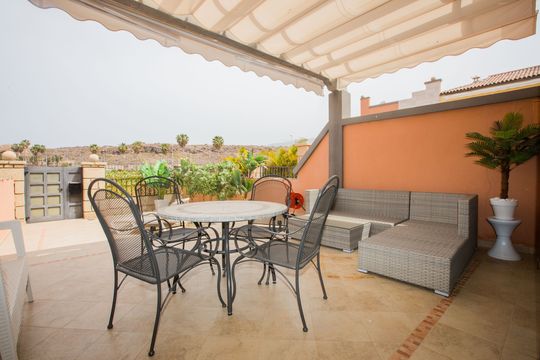 Townhouse in La Caleta