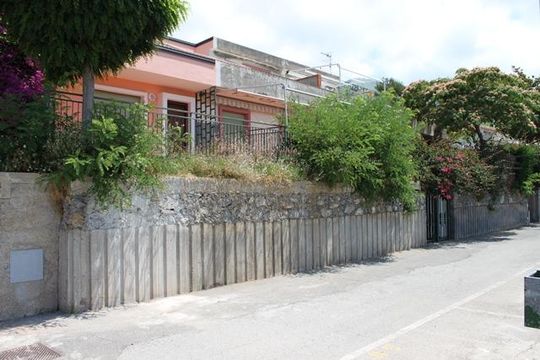 Townhouse in Tortora