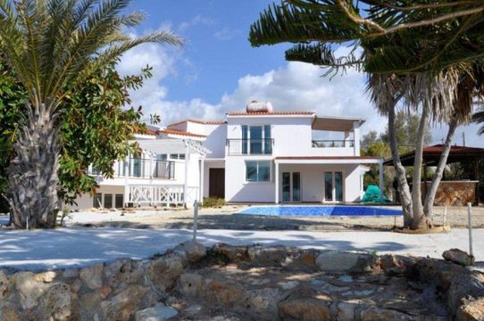 House in Paphos Municipality