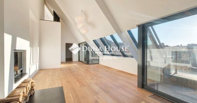 Penthouse in Budapest VII