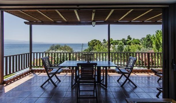 Detached house in Amarinthos