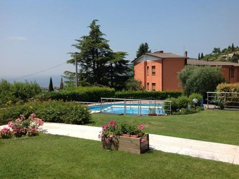 Apartment in Costermano