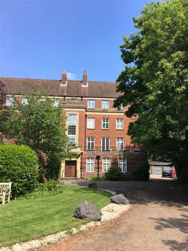Apartment in Oxford