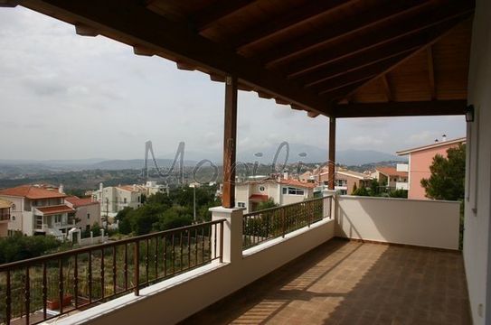 Detached house in Dioni