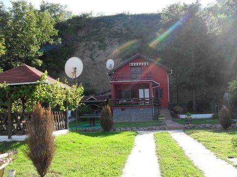 Detached house in Inđija