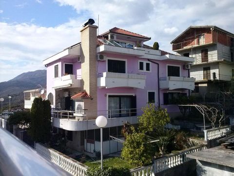 Villa in Igalo