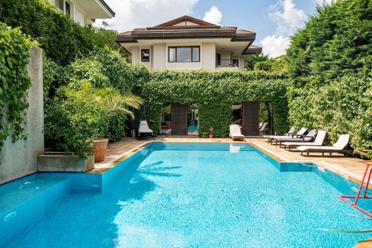Villa in Beyazıt Mahallesi