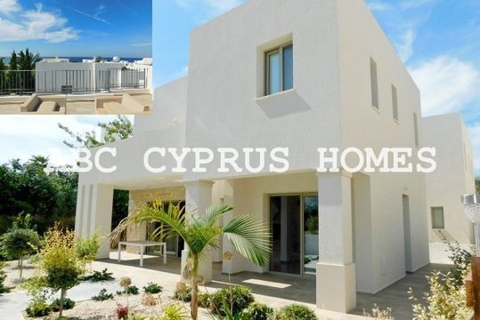 Detached house in Paphos