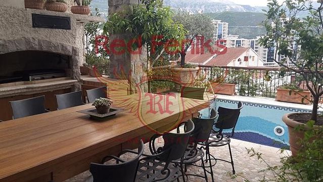 Apartment in Budva