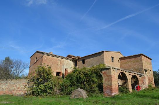 Detached house in San Giovanni d'Asso