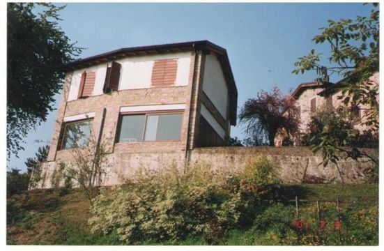 Detached house in Parma