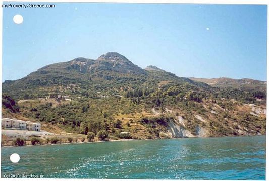 Land in Vasilikos