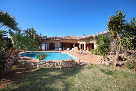 Villa in Ondara