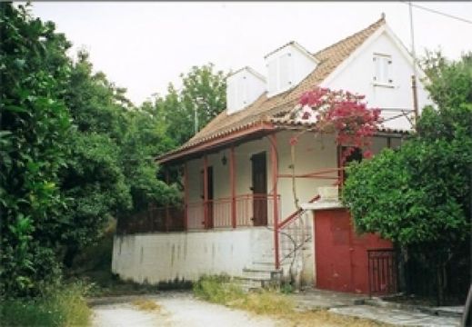 Apartment in Alikanas