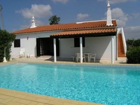 Villa in Caramujeira