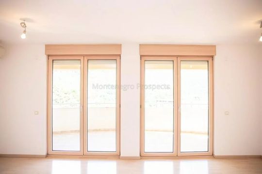 Apartment in Bečići
