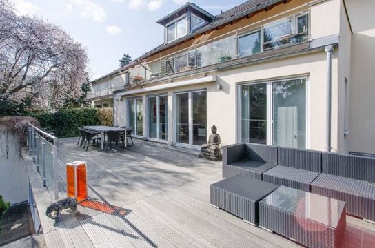 Villa in Frankfurt am Main