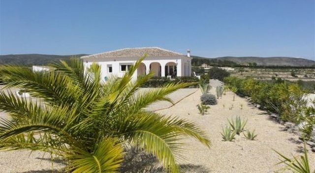 Detached house in L'Olleria