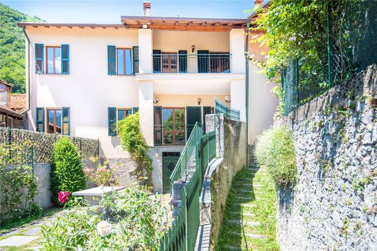 House in Limonta