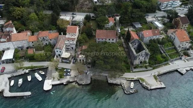 Land in Dobrota